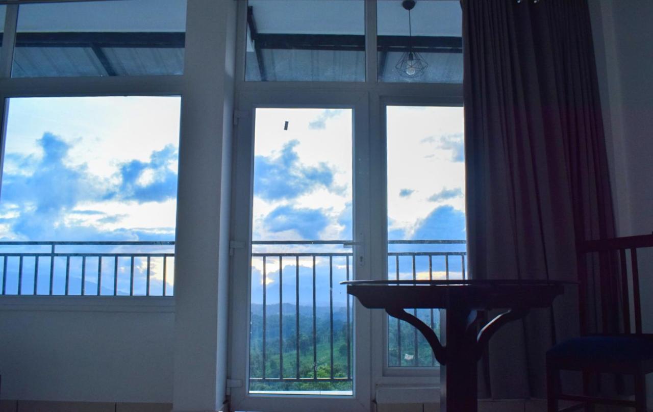 Raveendra Inn Kalpetta Esterno foto